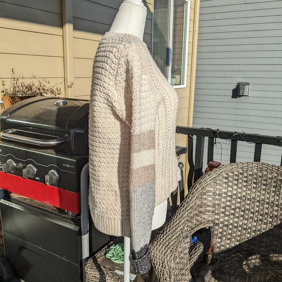 Cable knit sweater - Picture 4 of 8